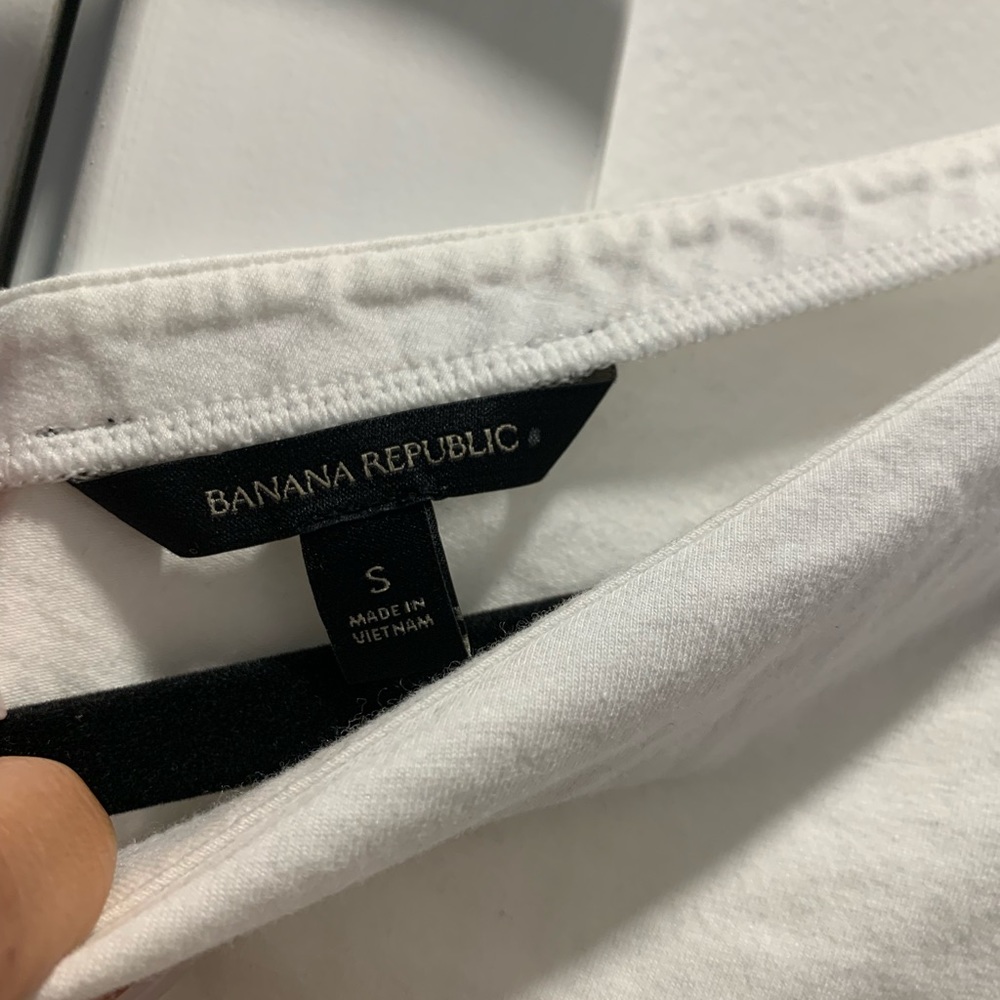 Banana Republic Half Shirt. Long bell sleeve.
